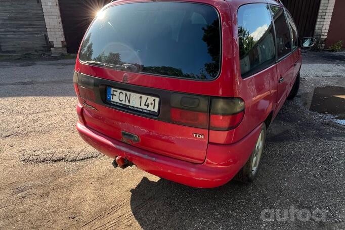 Volkswagen Sharan 1 generation Minivan 5-doors