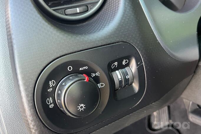 SEAT Altea 1 generation XL minivan 5-doors