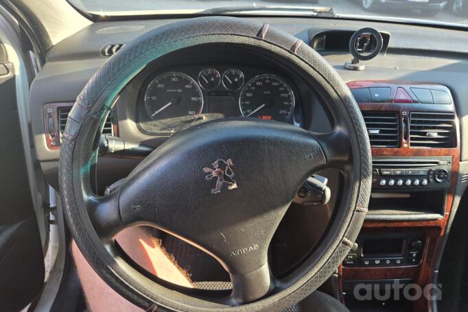Peugeot 307 1 generation [restyling] Hatchback 5-doors