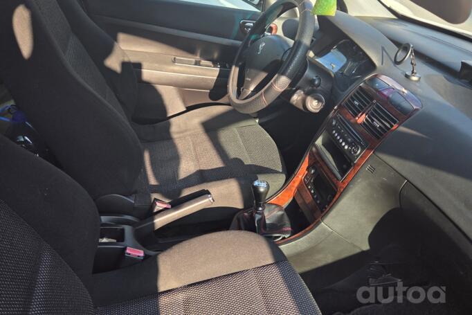 Peugeot 307 1 generation [restyling] Hatchback 5-doors