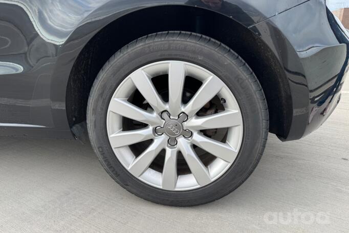 Audi A1 8X Hatchback 3-doors