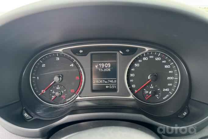 Audi A1 8X Hatchback 3-doors