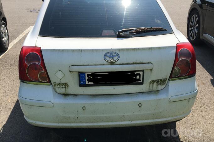 Toyota Avensis 2 generation [restyling] Sedan