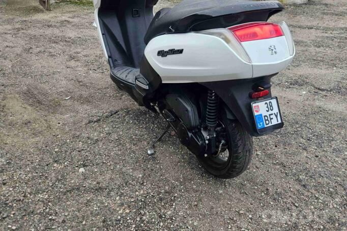 Peugeot XP6