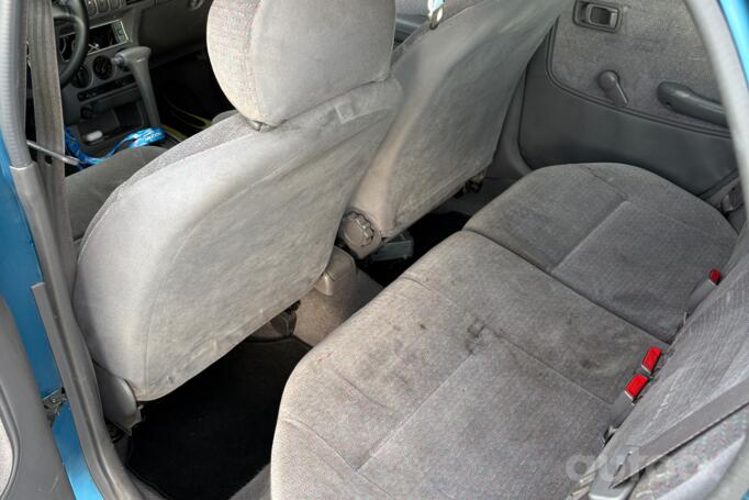 Nissan Micra K11 Hatchback 3-doors