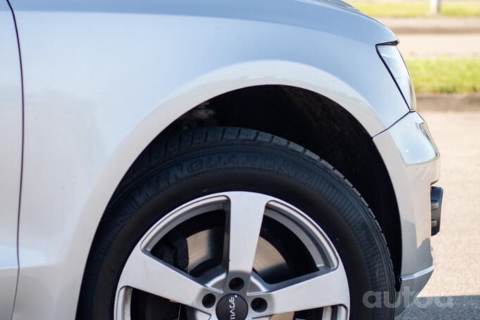 Audi Q5 8R Crossover