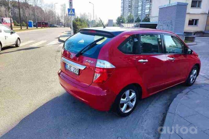 Honda FR-V