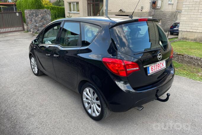 Opel Meriva 2 generation Minivan
