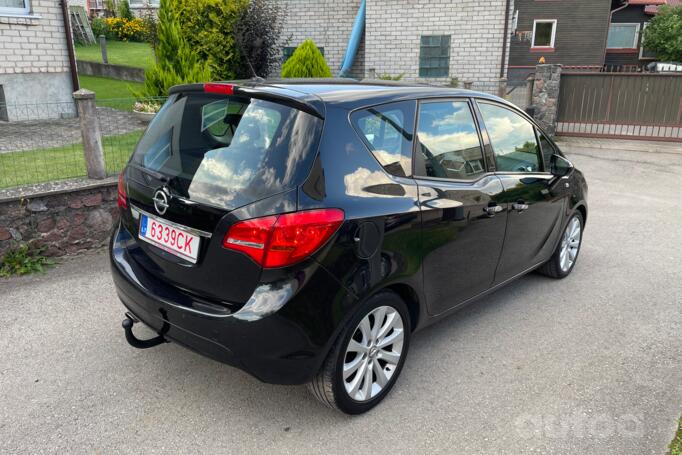 Opel Meriva 2 generation Minivan