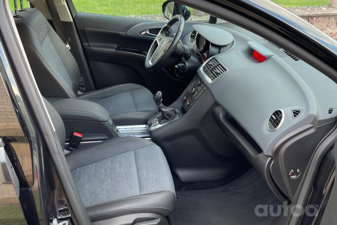 Opel Meriva 2 generation Minivan