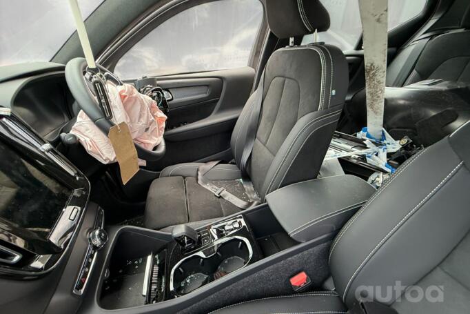 Volvo XC40 1 generation [Restyling]