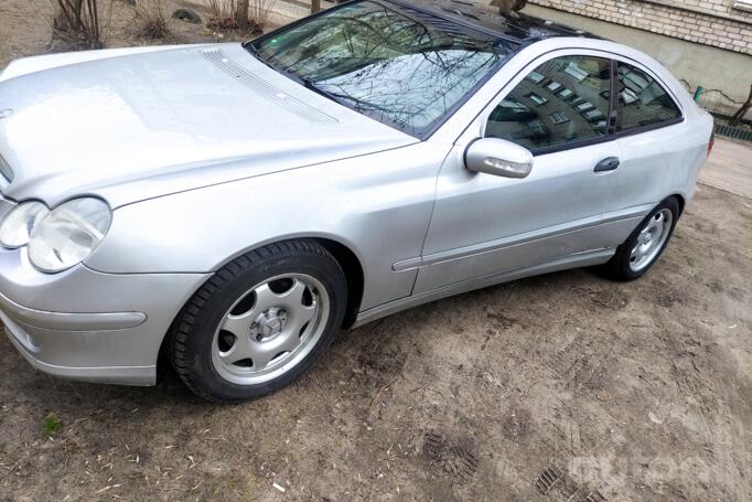 Mercedes-Benz C-Class W203/S203/CL203 Coupe 3-doors