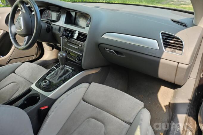 Audi A4 B8/8K Sedan 4-doors