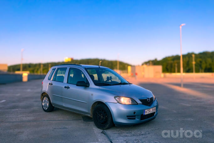 Mazda 2 DY Hatchback
