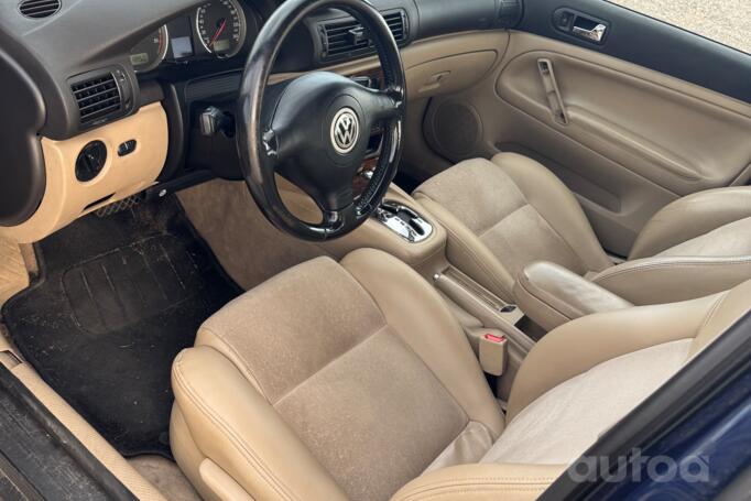 Volkswagen Passat B5 Sedan 4-doors