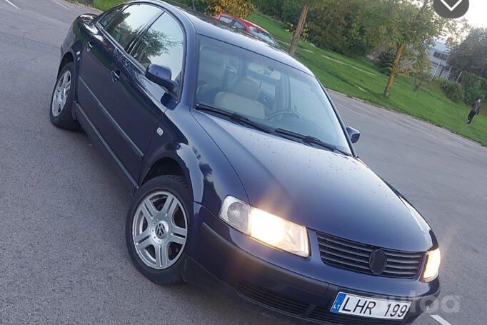 Volkswagen Passat B5 Sedan 4-doors