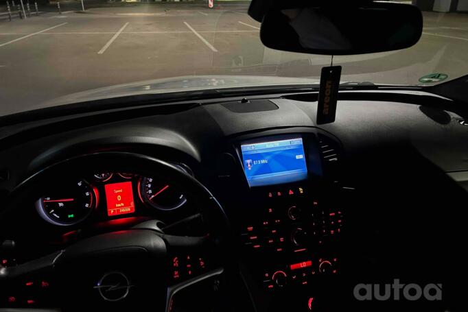 Opel Insignia OPC