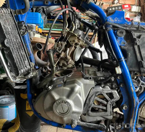 Suzuki DR