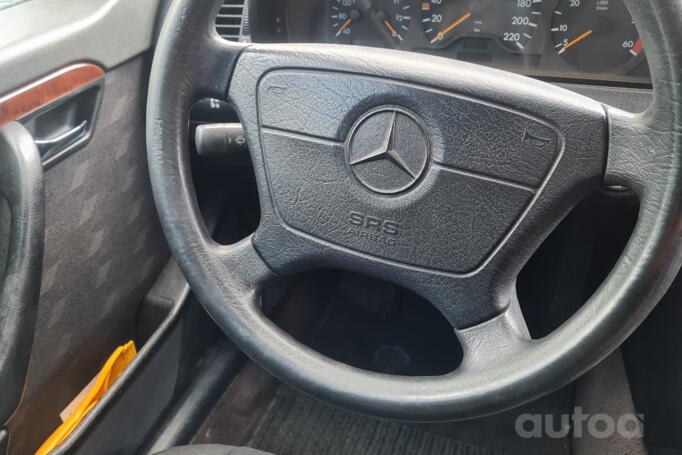 Mercedes-Benz C-Class W202/S202 Sedan