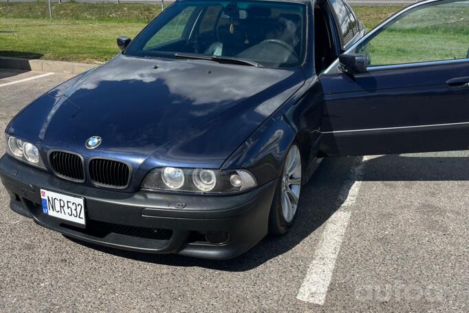 BMW 5 Series E39 Sedan 4-doors