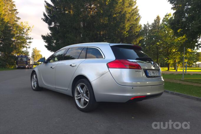 Opel Insignia A Sports Tourer OPC wagon 5-doors