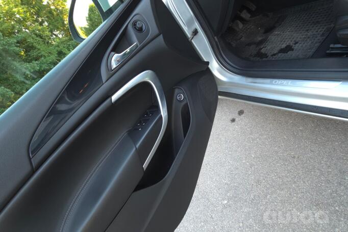 Opel Insignia A Sports Tourer OPC wagon 5-doors