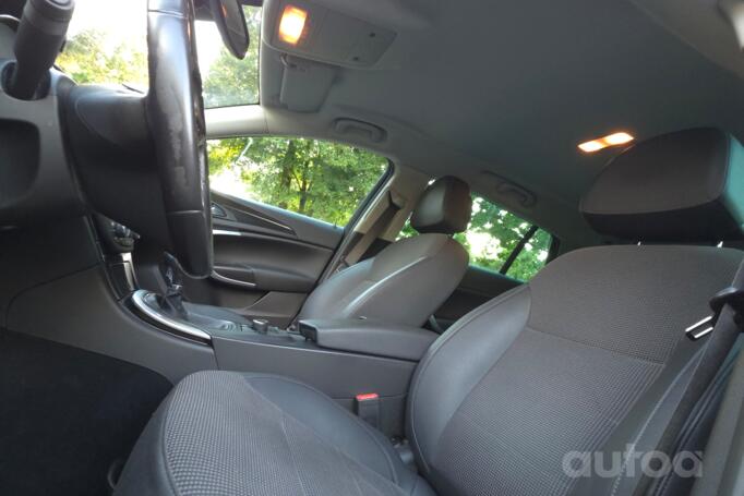 Opel Insignia A Sports Tourer OPC wagon 5-doors