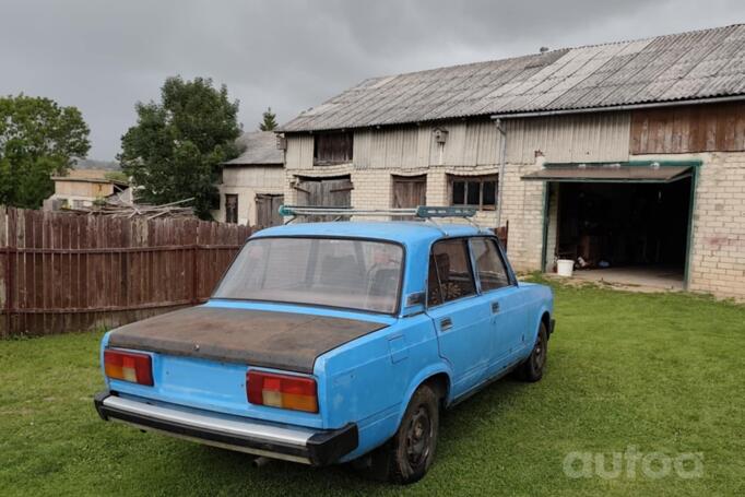 VAZ (Lada) 2105 1 generation Sedan