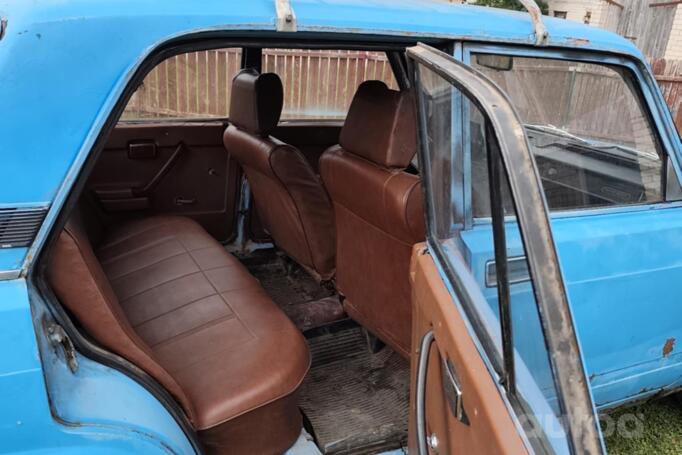 VAZ (Lada) 2105 1 generation Sedan