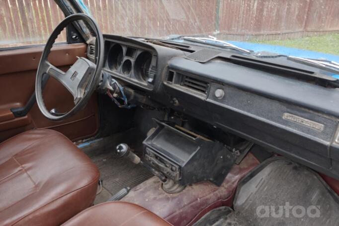 VAZ (Lada) 2105 1 generation Sedan