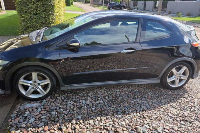 Honda Civic 8 generation Type-S hatchback 3-doors