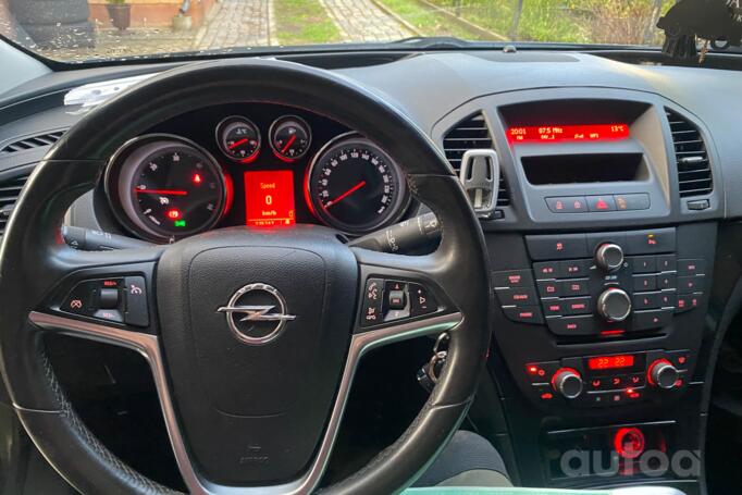 Opel Insignia A Sports Tourer wagon 5-doors