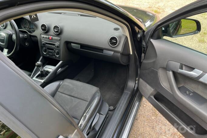 Audi A3 8P/8PA [restyling] Sportback hatchback 5-doors