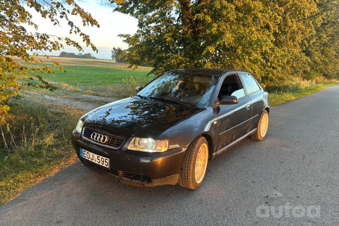 Audi A3 8L [restyling] Hatchback
