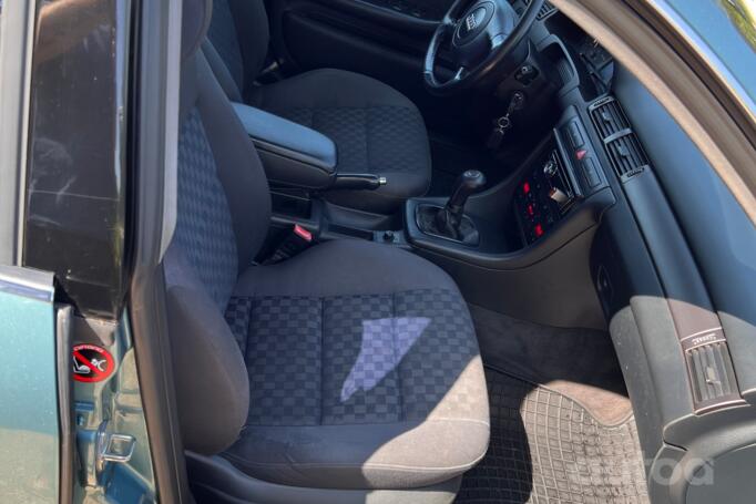 Audi A6 4B/C5 Sedan