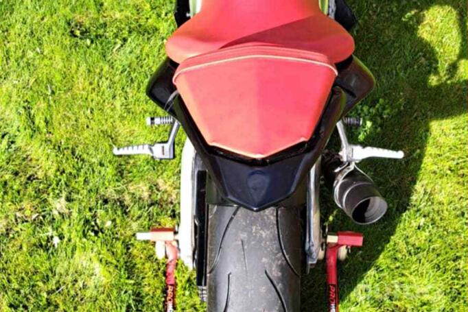 Aprilia RSV