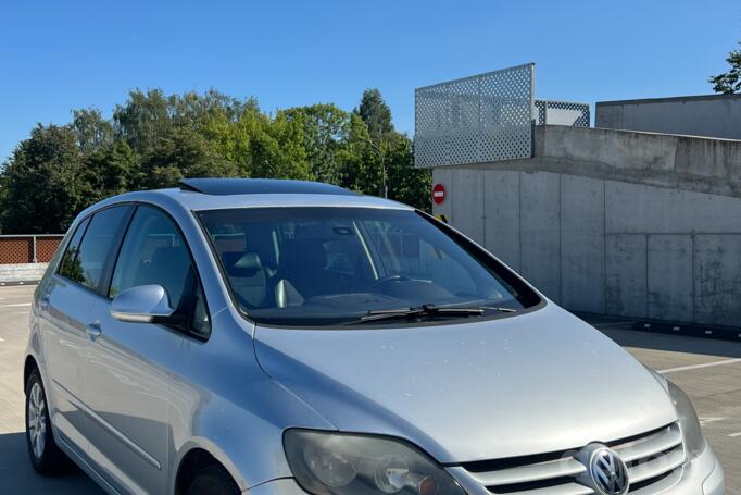 Volkswagen Golf Plus 1 generation