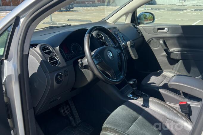 Volkswagen Golf Plus 1 generation