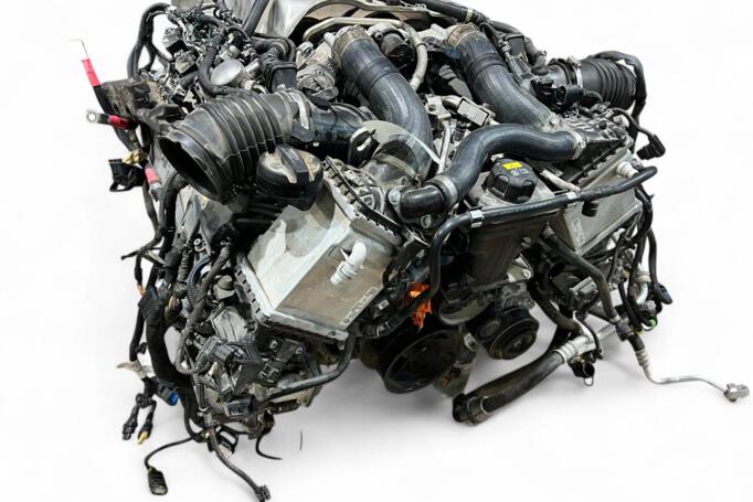 BMW 8 Series M850i