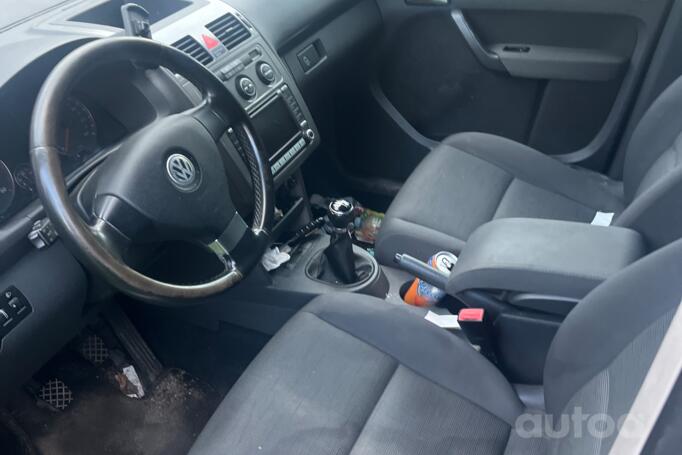 Volkswagen Touran 1 generation [restyling] Minivan 5-doors