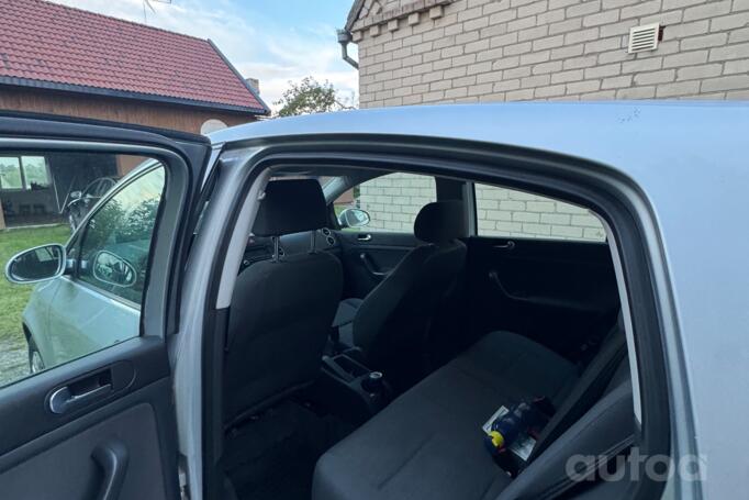 Volkswagen Golf Plus 1 generation