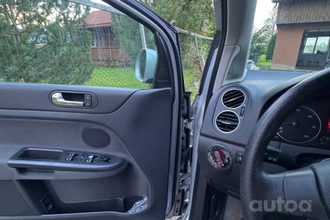 Volkswagen Golf Plus 1 generation