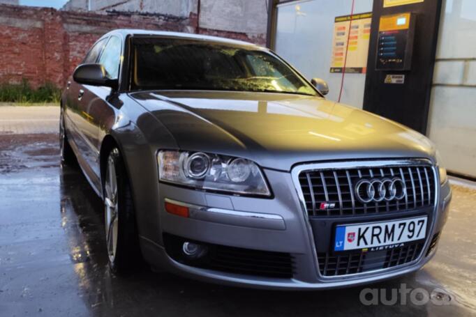 Audi A8 D3/4E Sedan