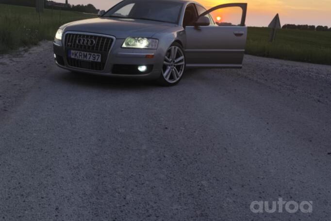 Audi A8 D3/4E Sedan
