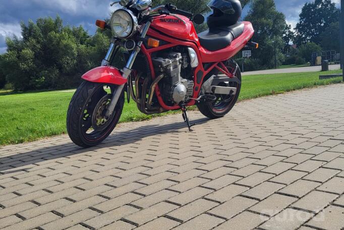 Suzuki Bandit