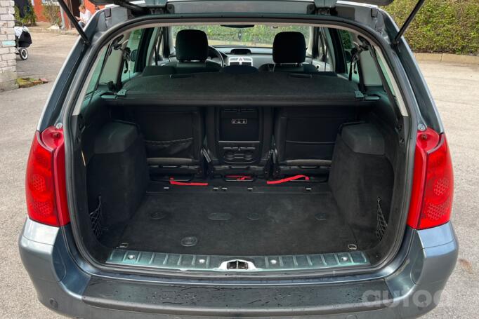 Peugeot 307 1 generation [restyling] Hatchback 5-doors