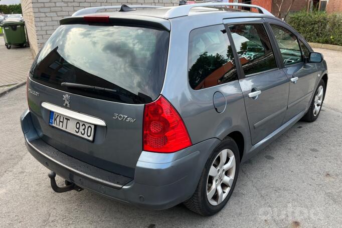 Peugeot 307 1 generation [restyling] Hatchback 5-doors
