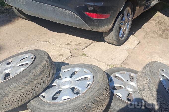 Ford Fiesta 6 generation [restyling] Hatchback 3-doors