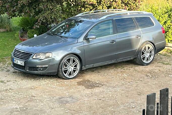 Volkswagen Passat B6 wagon 5-doors