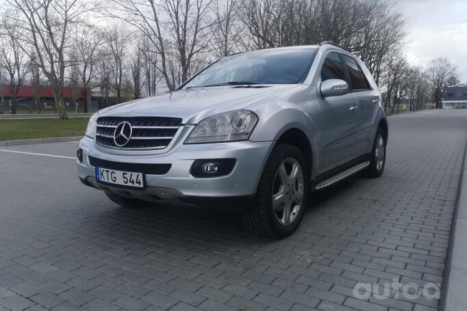 Mercedes-Benz M-Class W164 Crossover 5-doors